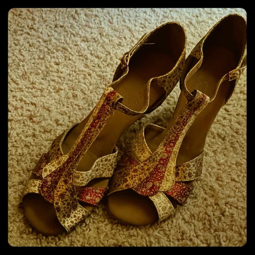 Very Fine Dance Shoes S2806 Copper Red & White